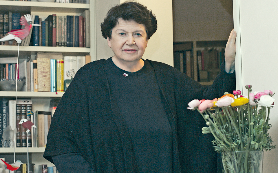 ζώντας-με-την-ανάμνηση-της-υπέροχης-ελ-2005400