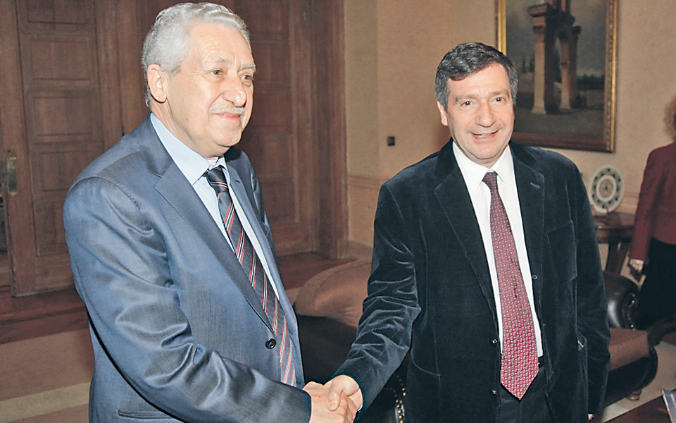 στήριξη-φ-κουβέλη-σε-γ-καμίνη-2006799