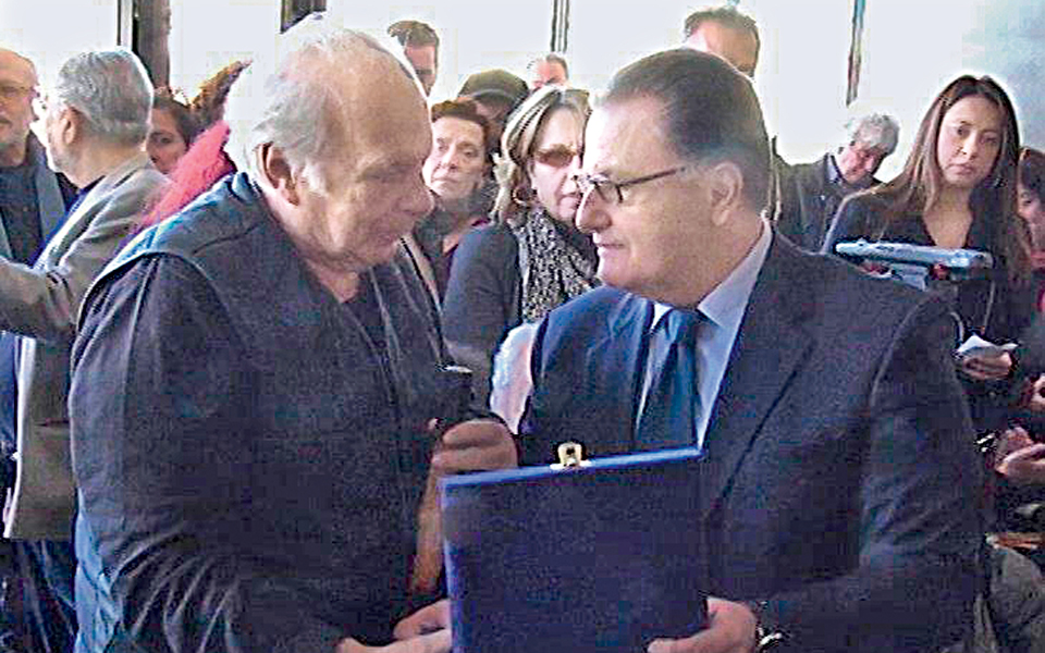 τον-κορυφαίο-σκηνοθέτη-nίκο-kούνδουρο-β-2007549