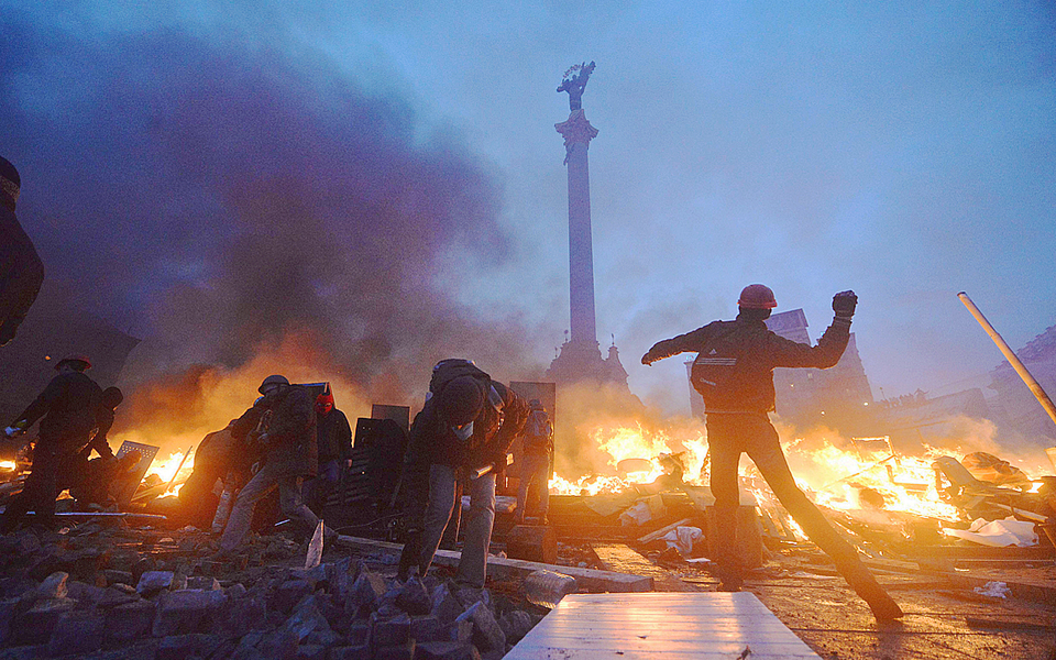 στο-κίεβο-οι-βόμβες-μολότοφ-είναι-ντεμ-2008372
