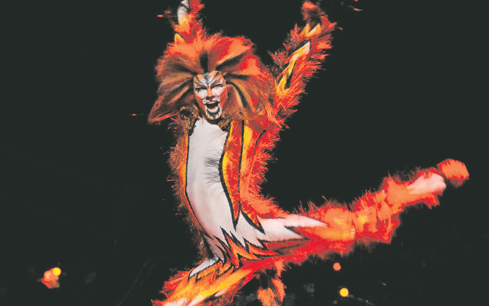 μεγάλα-μιούζικαλ-επιστρέφουν-ξανά-στ-2008153