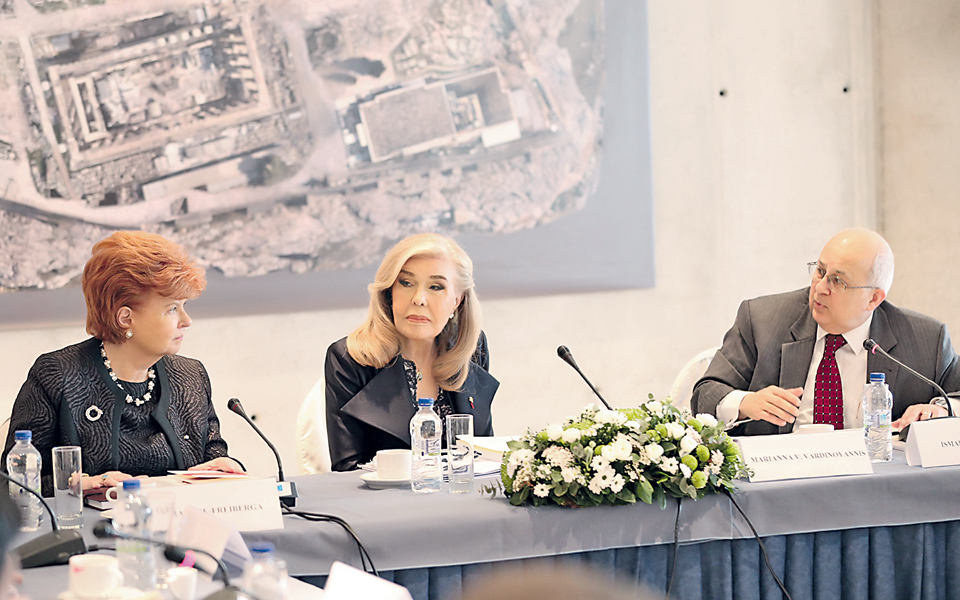 kάρολος-παπούλιας-h-κρίση-θα-ξεπεραστε-2008972