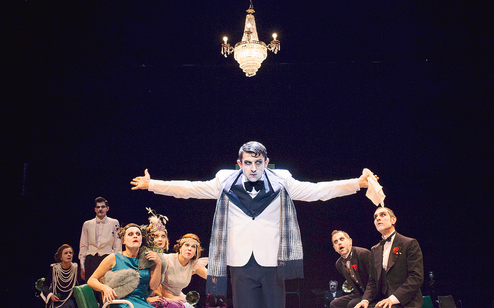 εθνικό-θέατρο-δεν-έπεισαν-δύο-καλά-του-2008923