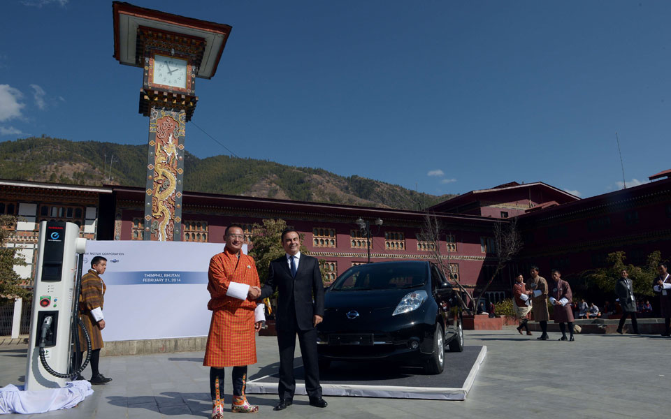 μπουτάν-μόνο-ηλεκτρικά-αυτοκίνητα-χω-2008460