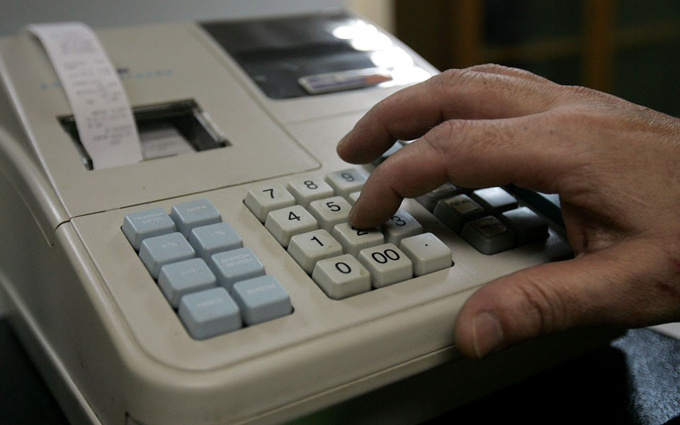 aλλοι-νόμοι-σε-ξενυχτάδικα-2008038