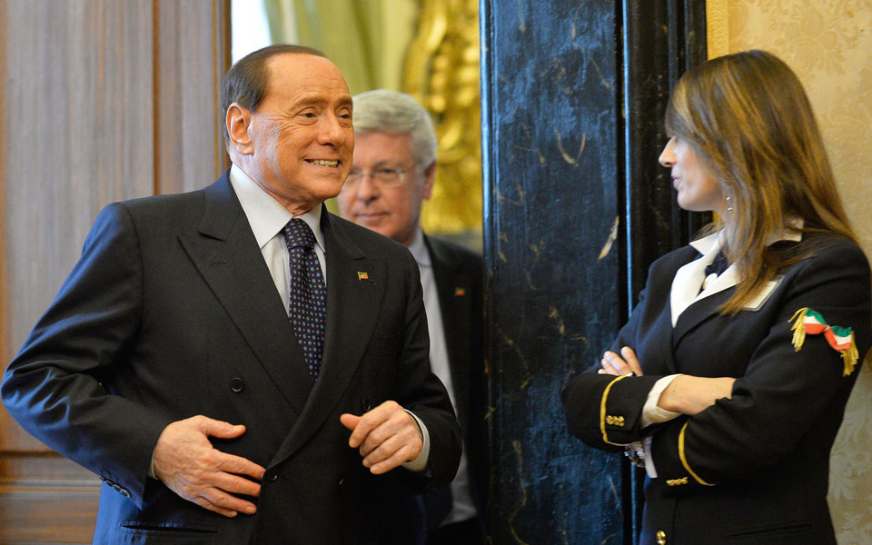 δεν-τα-βρήκαν-ρέντσι-μπερλουσκόνι-2007877