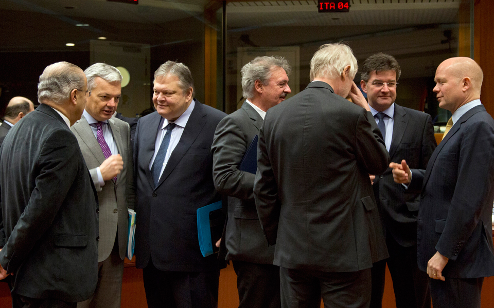 επίκεντρο-της-συνεδρίασης-των-υπεξ-τη-2006140