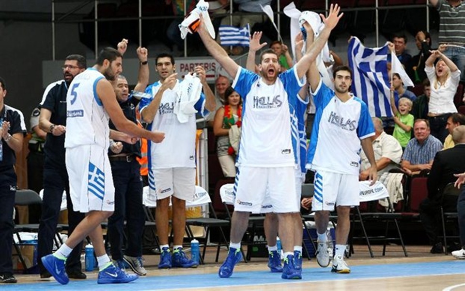 παρούσα-η-ελλάδα-στο-μουντομπάσκετ-τη-2004584