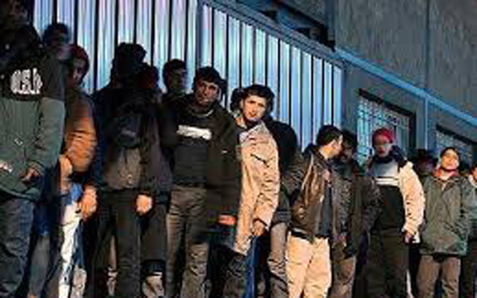 λαϊκισμός-εναντίον-των-μεταναστών-2007174