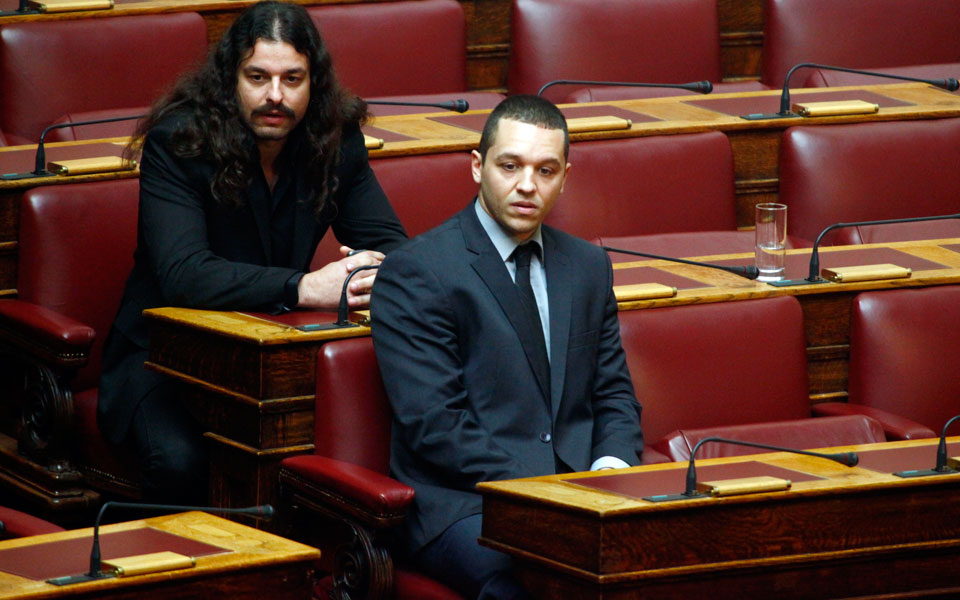 κατηγορείται-το-σύνολο-των-βουλευτών-2008158