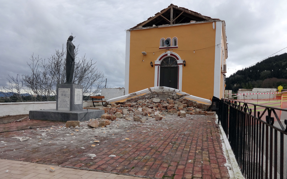 συγκινητικό-τραγούδι-για-την-κεφαλον-2006323