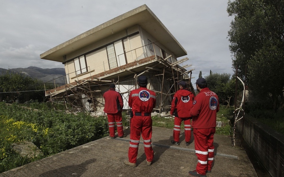 κεφαλονιά-επιδότηση-80-για-επισκευές-κτ-2005291