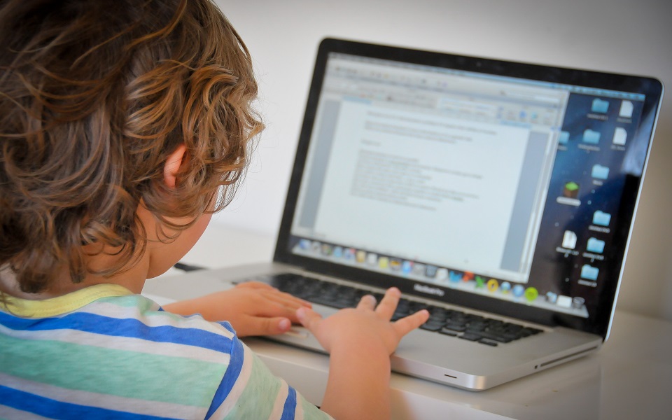 πρωτοβουλίες-για-ασφαλή-χρήση-του-ίντ-2006131