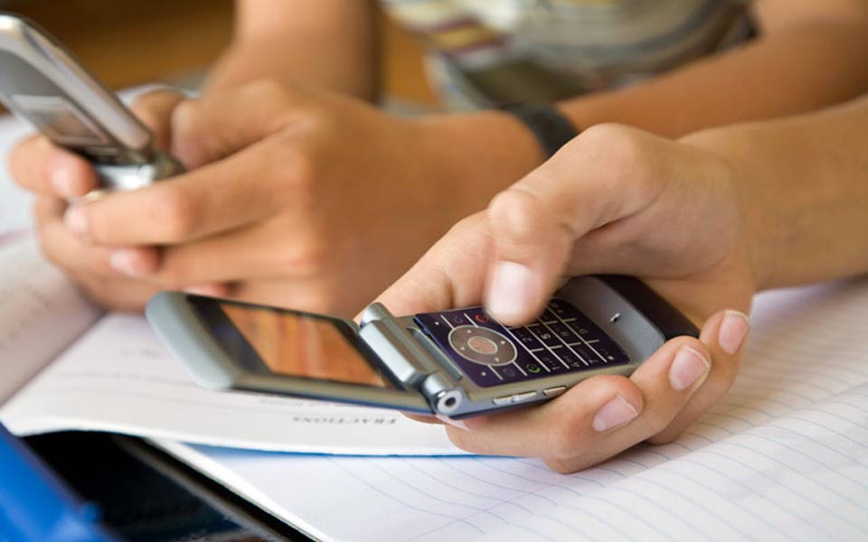 τζίρος-μαμούθ-102-δισ-δολ-από-τα-μηνύμα-2008545