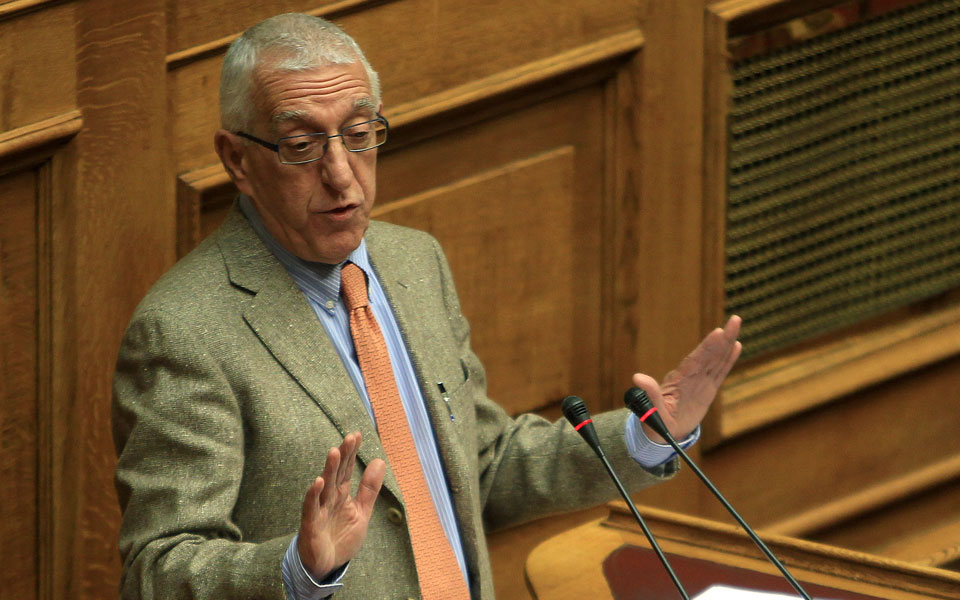 πιέσεις-από-γαλάζιους-σε-νικήτα-κακ-2006621