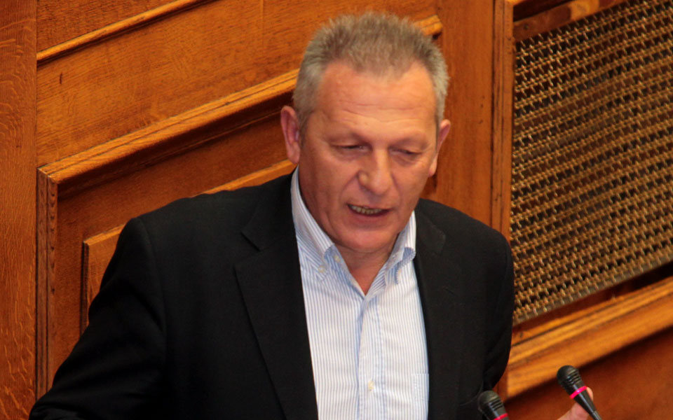 κκε-ο-κ-θ-παφίλης-στην-περιφέρεια-αττι-2004906