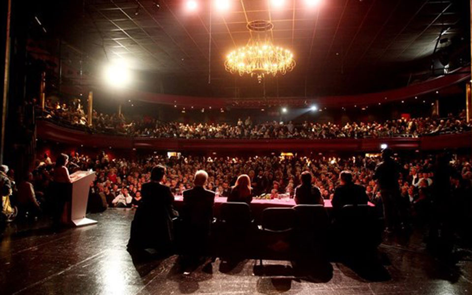 σε-θετική-κατεύθυνση-η-συνάντηση-τω-2008143