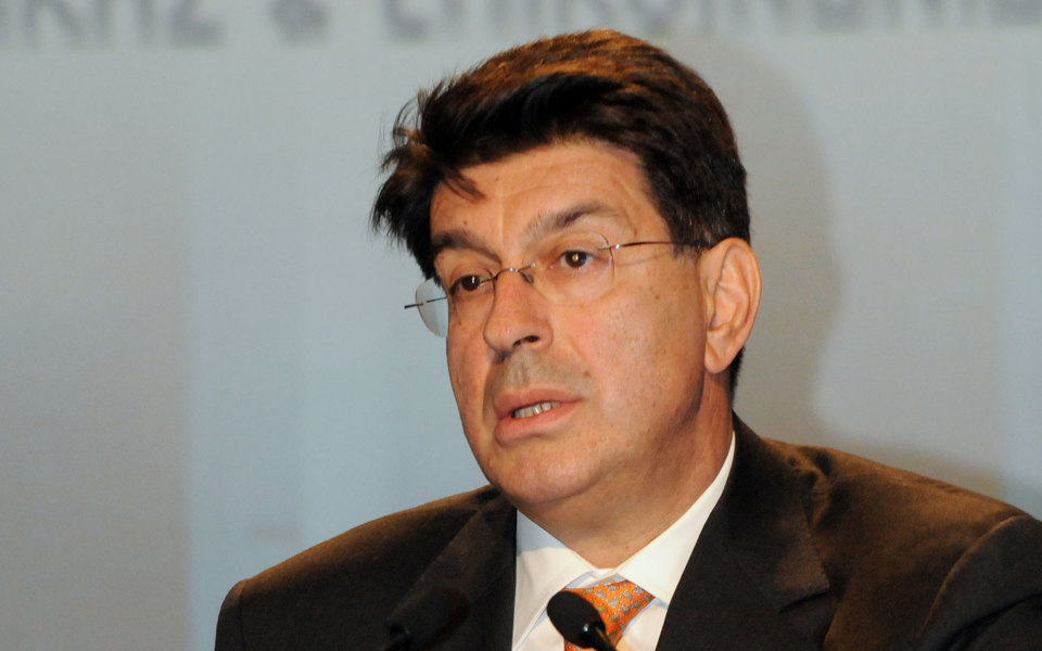 το-παρασκήνιο-πίσω-από-την-εκλογή-φέσσ-2009701