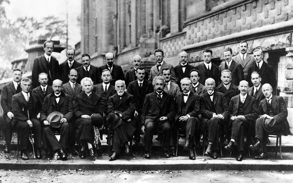 εκδήλωση-επαναστάσεις-στη-φυσική-τω-2009069