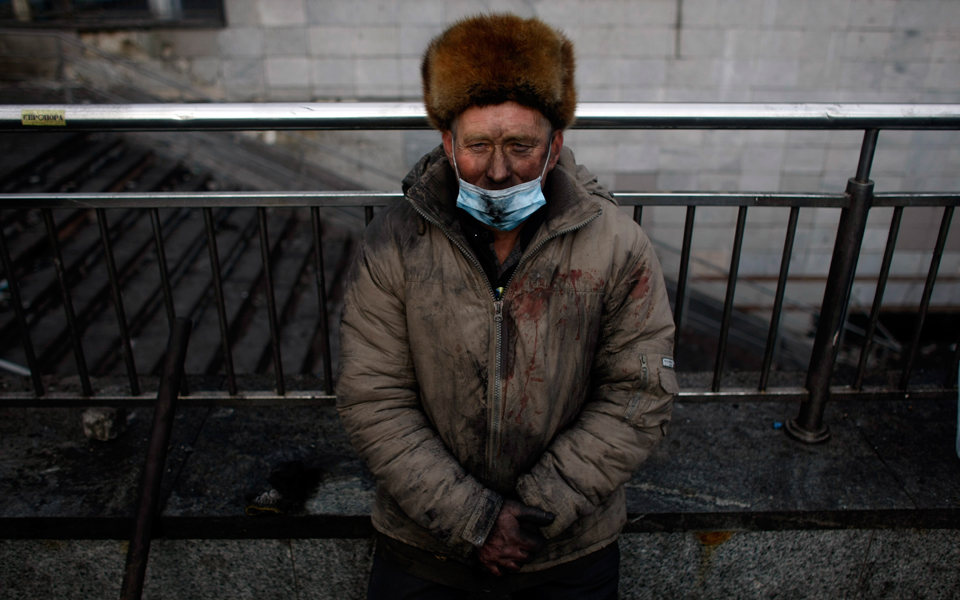 φωτογραφίες-στο-χείλος-της-αβύσσου-η-ο-2008202