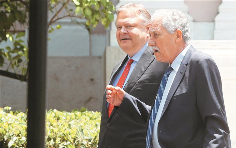 το-παράδοξο-πασοκ-το-έλλειμμα-δημαρ-2007190