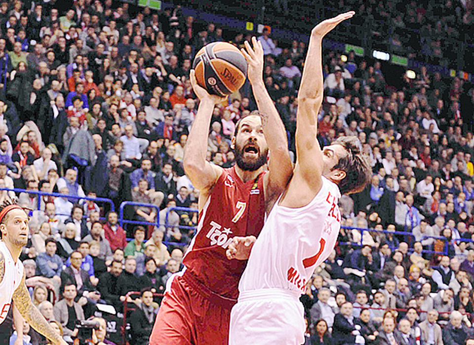 χωρίς-σπανούλη-κόντρα-στην-αρμάνι-2010397