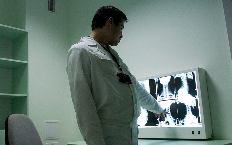 οι-γιατροί-στη-ρουμανία-δεν-απαγορεύε-2010843