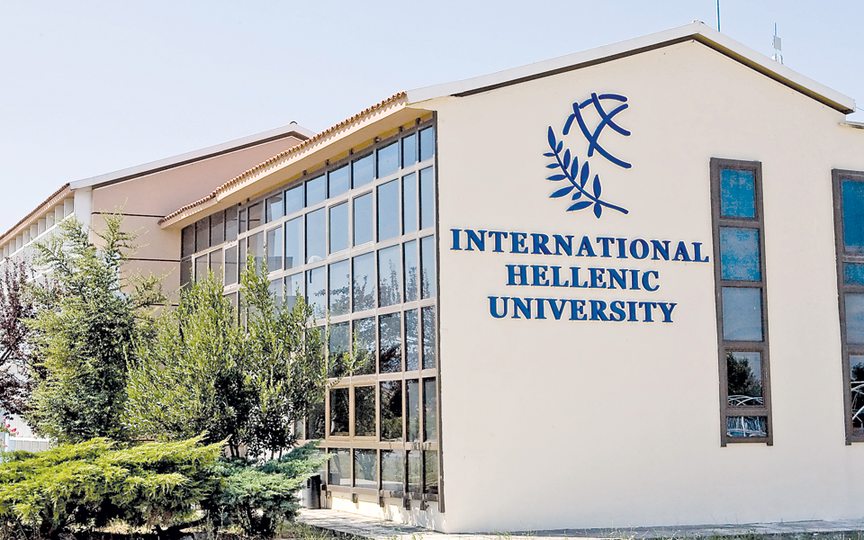 επιμένουν-ελληνικά-μεταπτυχιακοί-φο-2011824