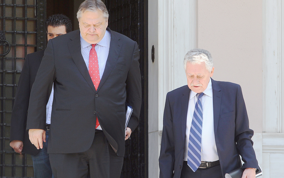 αγώνας-επιβίωσης-για-πασοκ-δημαρ-2012193