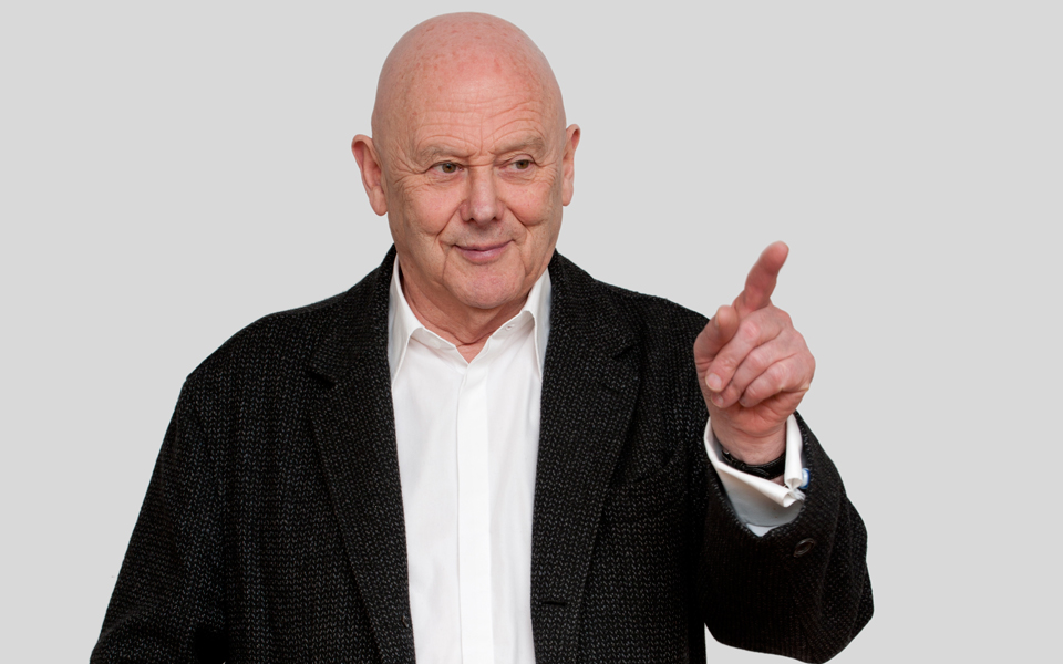 μάικλ-γουλφ-η-ελλάδα-δεν-θα-ασθενεί-εσ-2013296