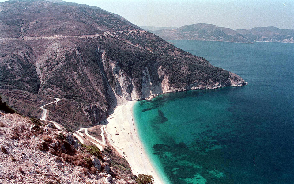 νέο-ρεκόρ-εσόδων-και-αφίξεων-το-2014-2013408