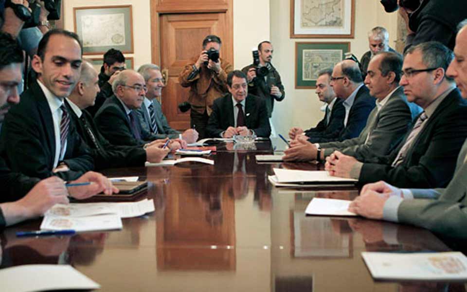 κύπρος-στο-51-περιορίστηκε-η-ύφεση-το-τέ-2011322