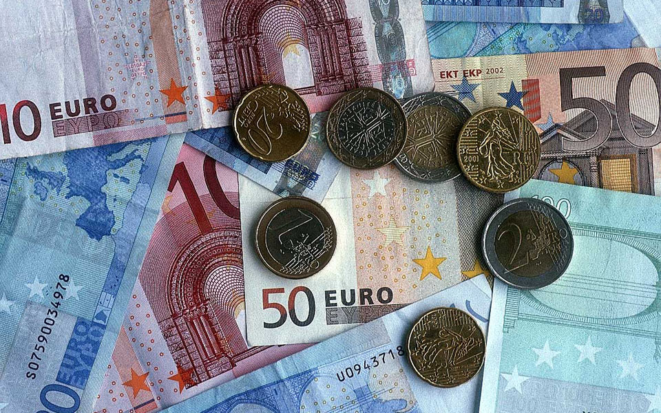 eurostat-τη-μεγαλύτερη-μείωση-στην-ε-ε-κατέγρ-2014106