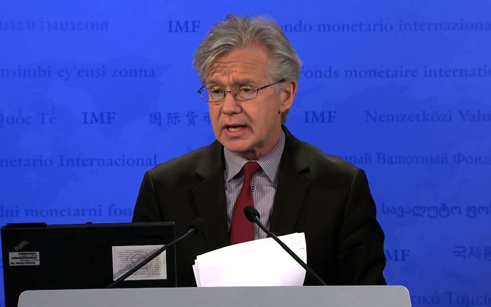 επιφυλακτικός-ο-εκπρόσωπος-του-δντ-γι-2011759