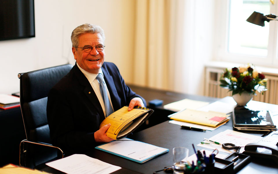 γιόακιμ-γκάουκ-δεν-αρνούμαστε-το-ηθι-2010170