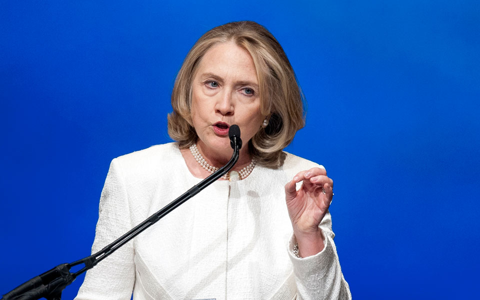 η-χίλαρι-κλίντον-συνέκρινε-τον-πούτιν-2010291