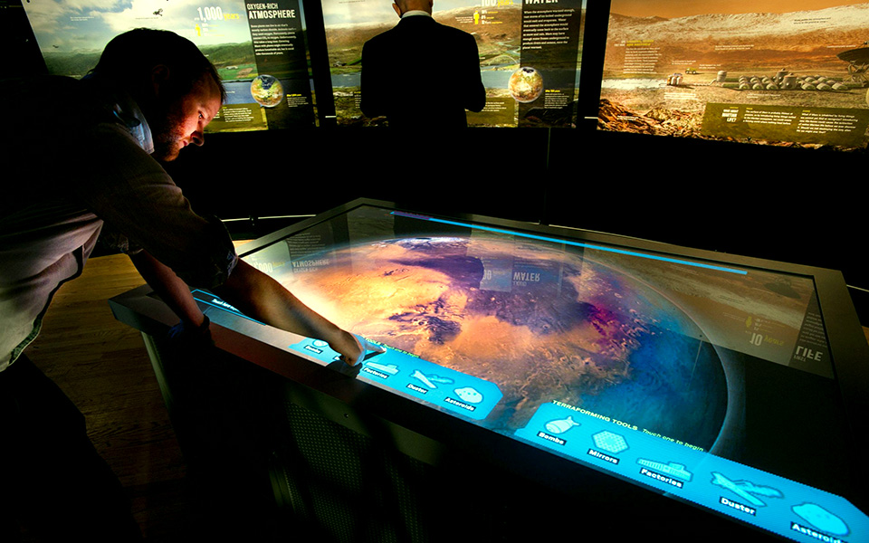 εκπαιδευτικά-προγράμματα-και-έκθεση-2014371