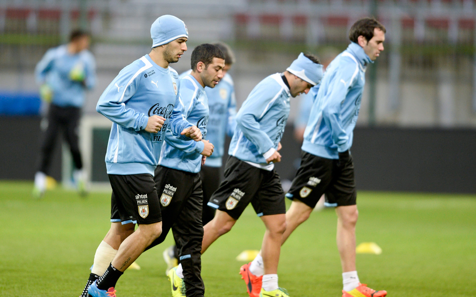 ουρουγουάη-πολύ-σκληρή-για-να-αποκλει-2013142