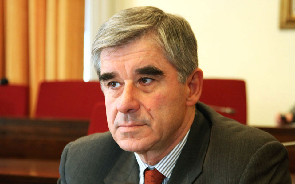 π-νικολούδης-εκ-των-έσω-καταλήστευση-2010519