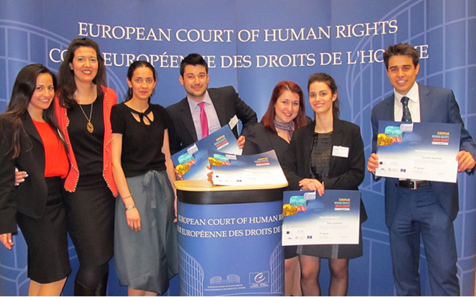 τιμητική-διάκριση-για-φοιτητές-της-νο-2010547