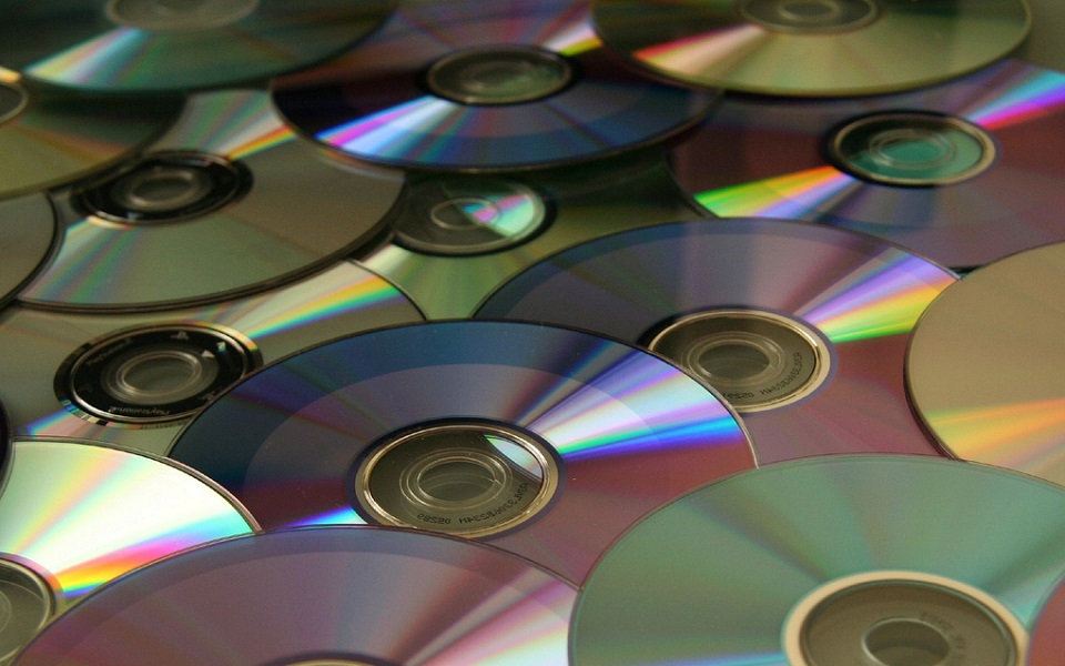 οπτικούς-δίσκους-έως-1-τβ-υπόσχονται-sony-κ-2011131