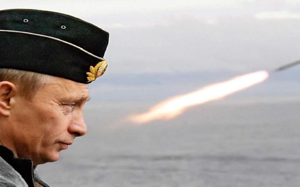 στα-ύψη-η-δημοτικότητα-πούτιν-μετά-την-2011310