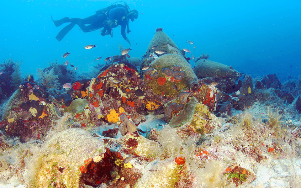 στο-φως-από-το-διάστημα-αρχαία-ναυάγι-2012073