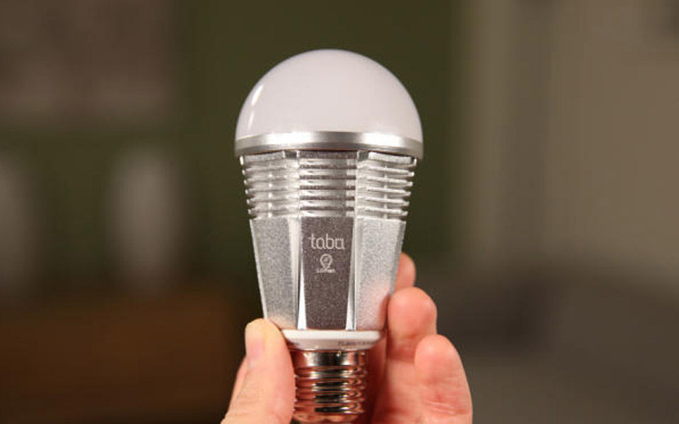 έρχονται-οι-έξυπνες-λάμπες-2013601