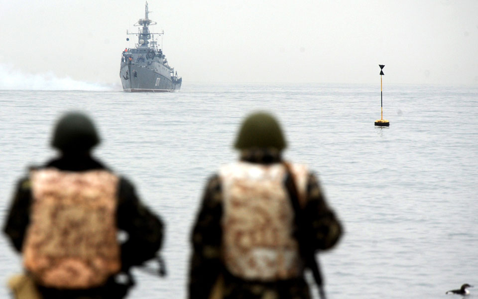 διαβουλεύσεις-για-την-επίλυση-της-κρί-2010076