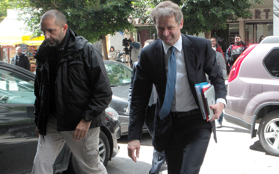 kοντά-σε-συμφωνία-με-τρόικα-χωρίς-απο-2012449