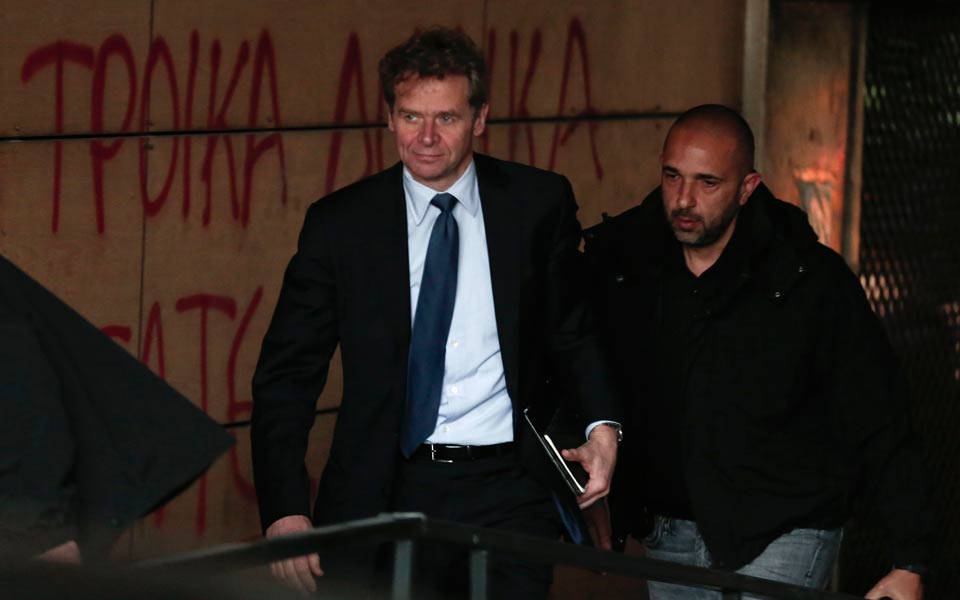 ανοιχτά-μέτωπα-με-συνεχείς-διαβουλ-2012018