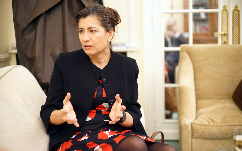 η-ελλάδα-δεν-είναι-μόνο-ισολογισμός-2011716