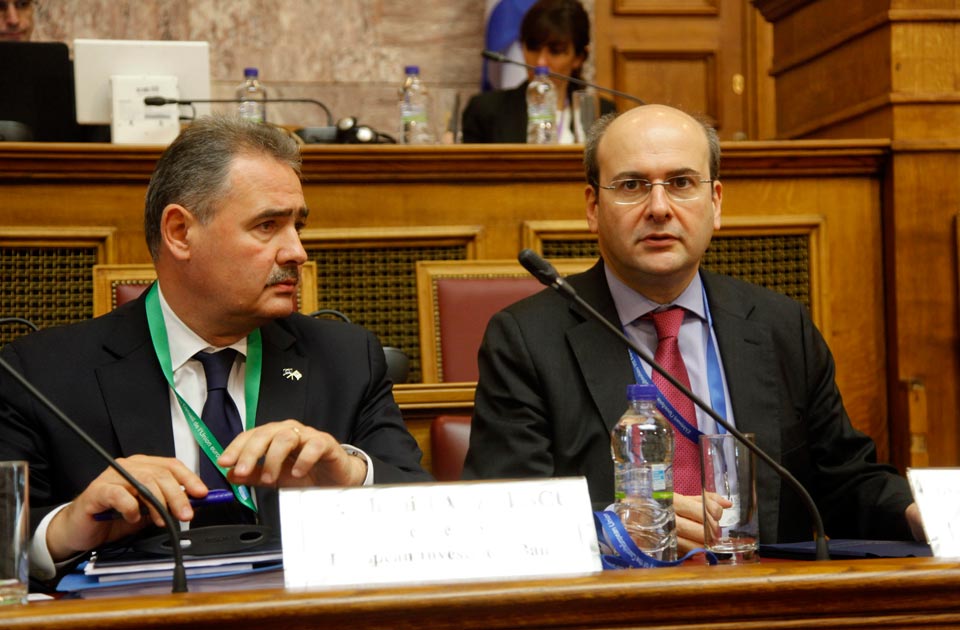 υπογράφει-τις-επόμενες-μέρες-η-ετεπ-γι-2012425