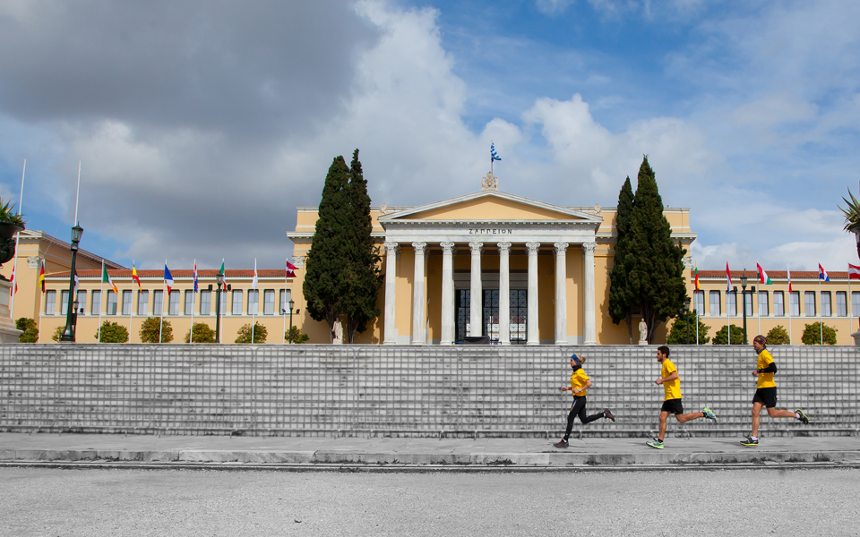 δρομείς-με-ευγενή-σκοπό-κατακτούν-τις-2013162